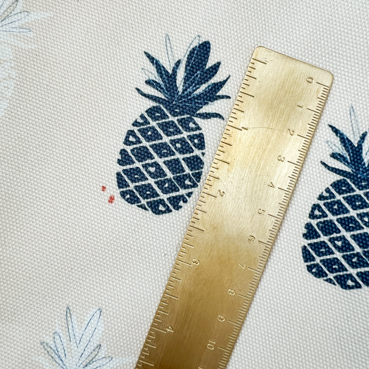 Ananas Canvas | Half Yard