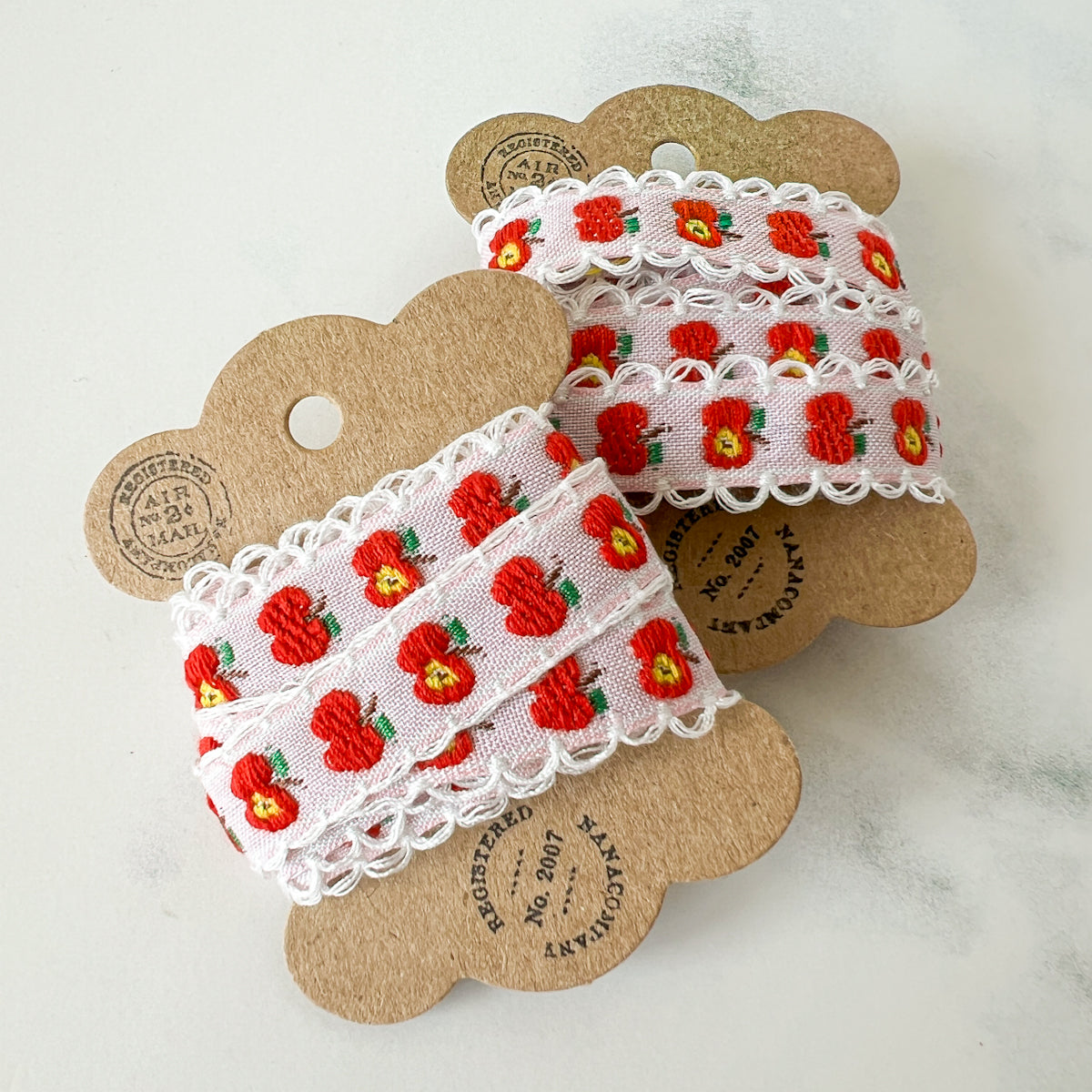 Delicious Red Apple Scalloped Border Woven Ribbon | 1 yard