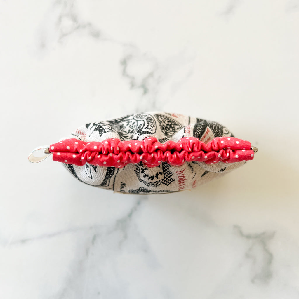 Fun and Flexy Pouch Pattern for use with Flex Frame Kiss Clasp | PDF Pattern