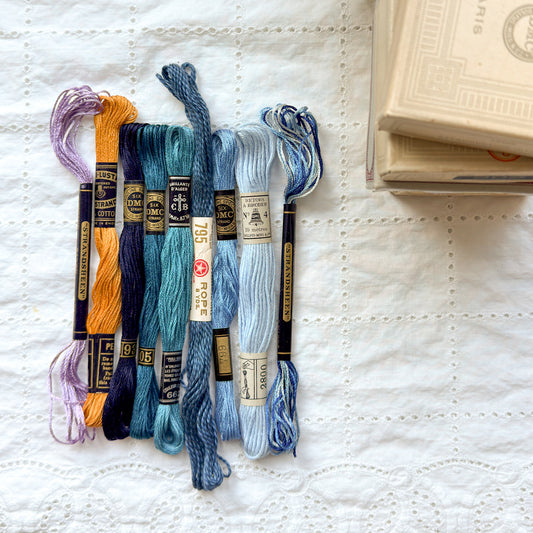 Vintage Embroidery Floss Beautiful Vintage Labels at nanaCompany | Choose Set