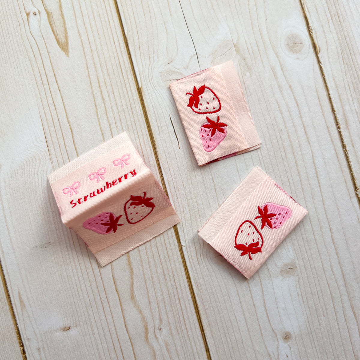 Pink Bow Strawberry woven folded labels | set of 3 labels