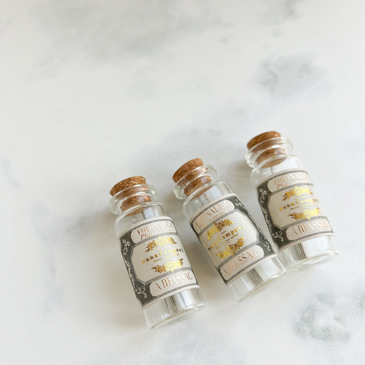 Self-threading Needles - Decorative Glass Vial