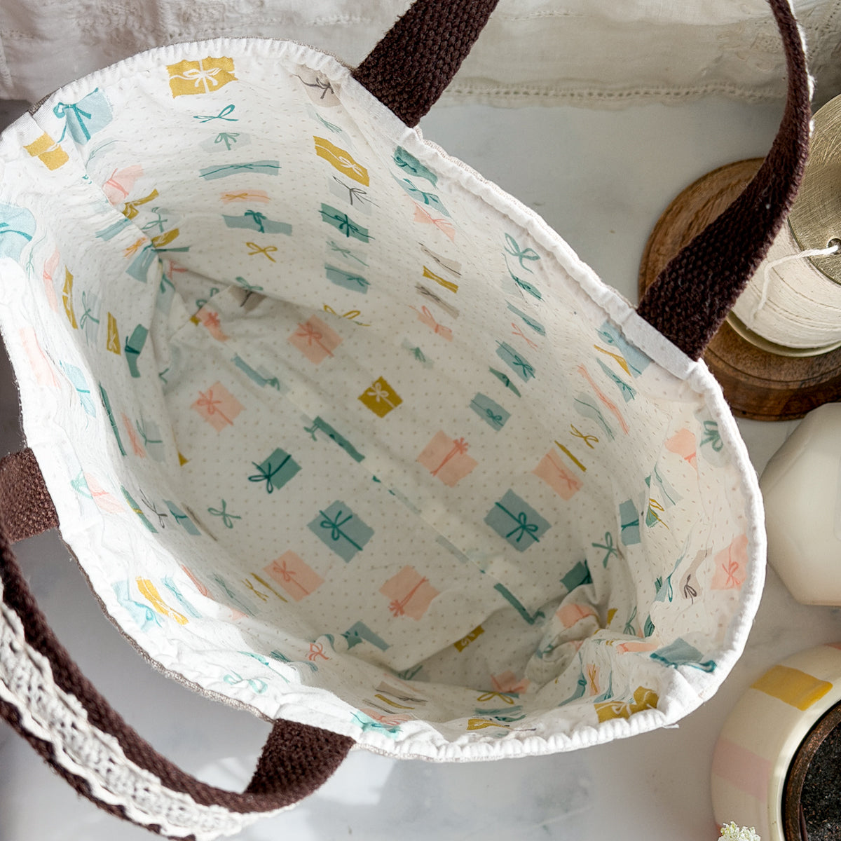 Petite Winter Hexagon Linen Bag