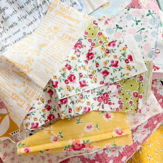 Super Surprise Scraps in a little Pink Box | Random Mix