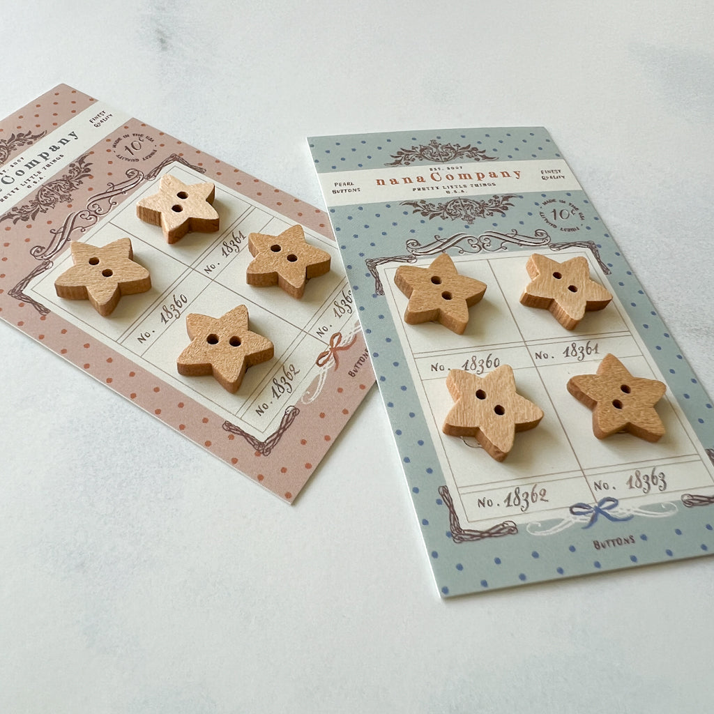 Twinkle Star wood buttons | Set of 4