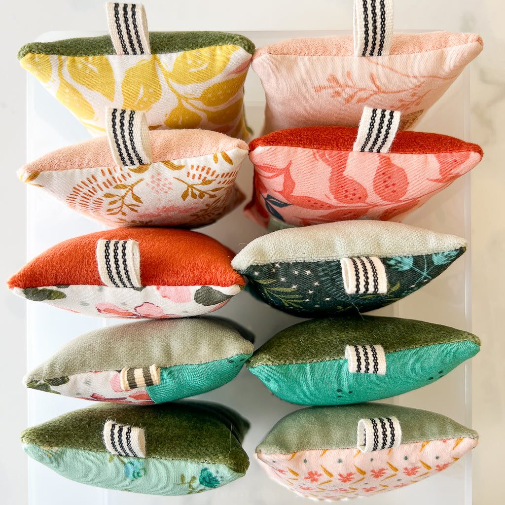 Velvet + Velvet pin cushion | No.5