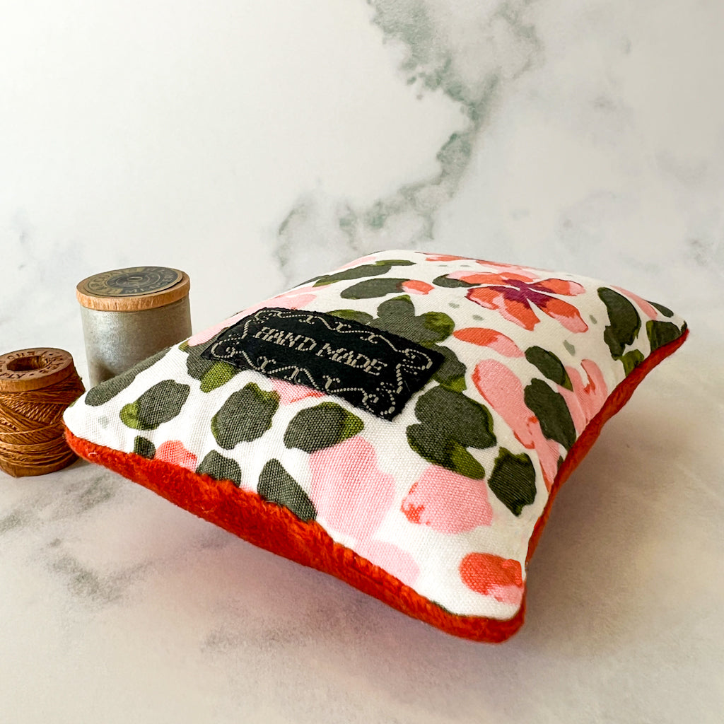 Velvet + Velvet pin cushion | No.7