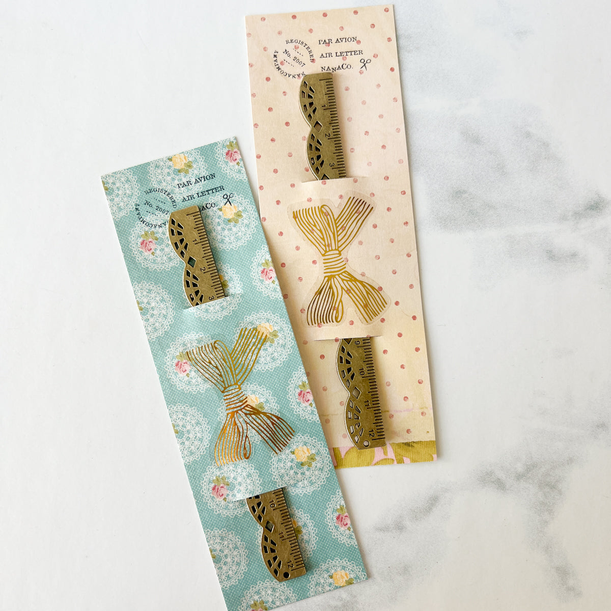 Vintage-look Centimeter Lace ruler