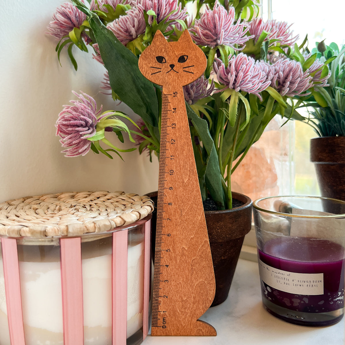 Wood Vintage-Look Cat Ruler Centimeter