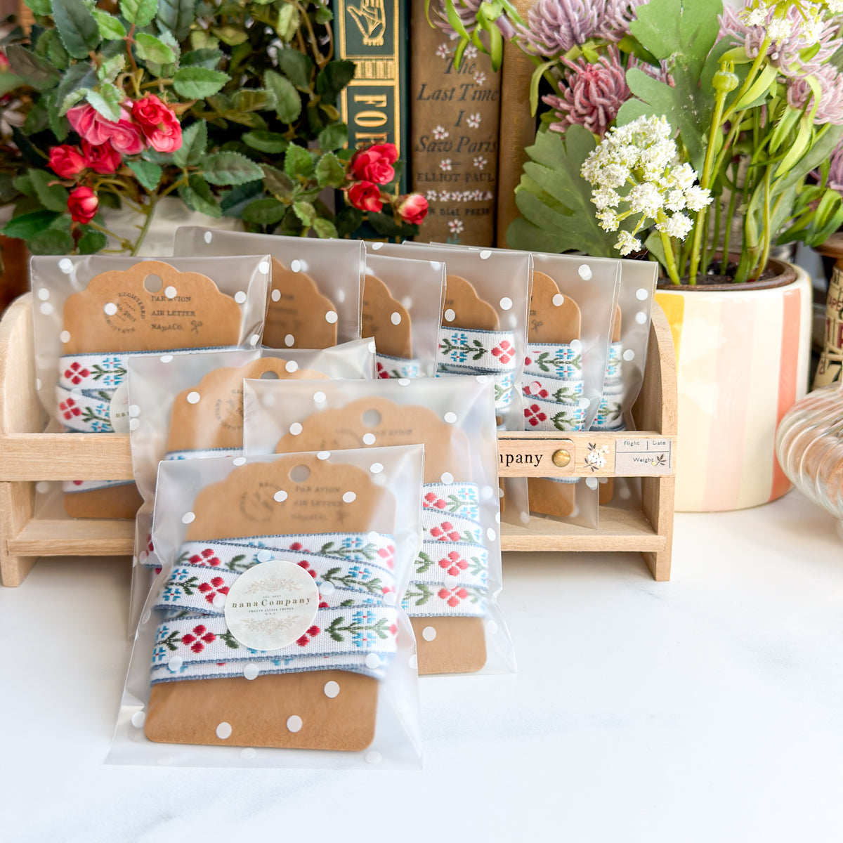 Gorgeous Classic Woven Floral Ribbon on Kraft Bobbin | One yard