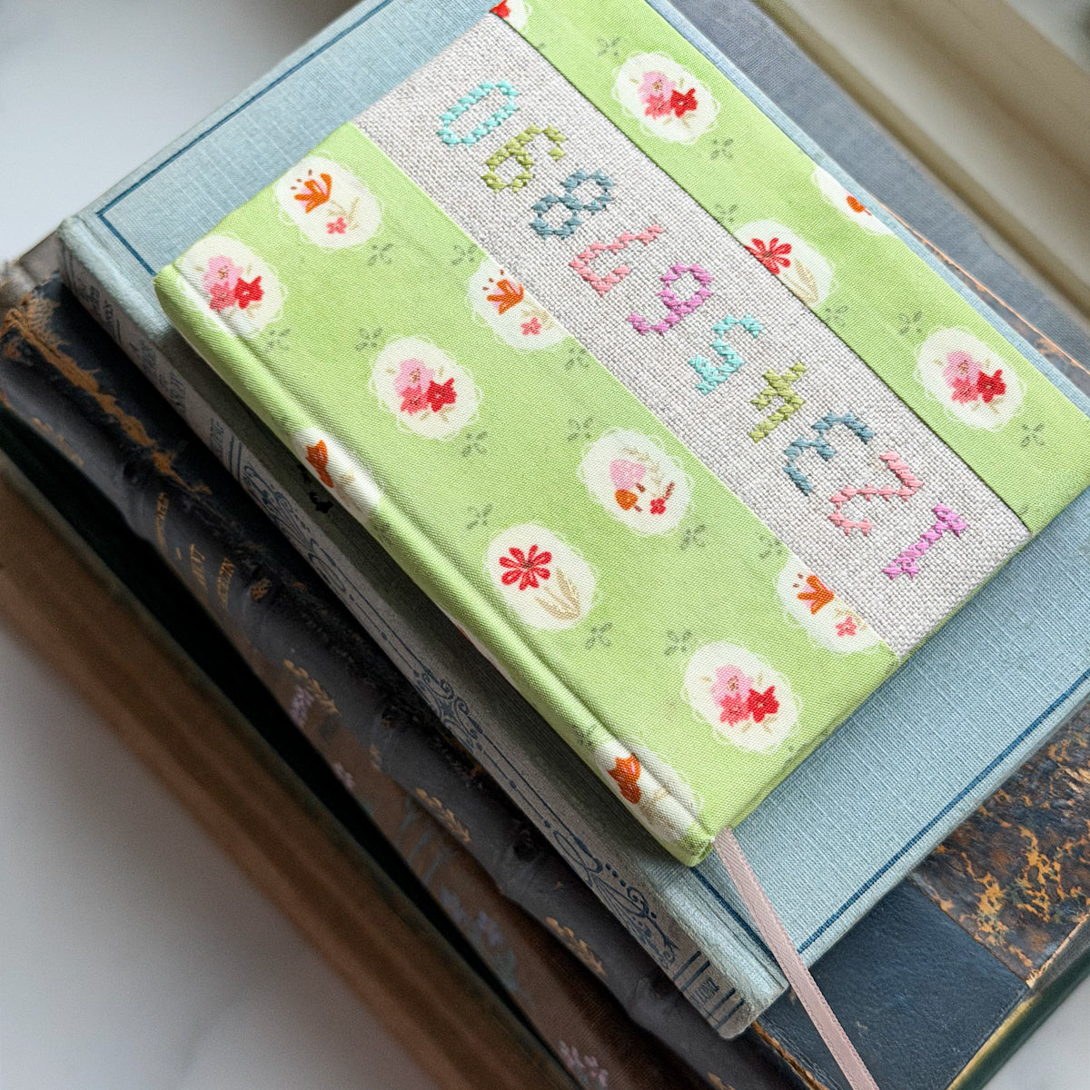 Cross-stitched Numbers Book-bound Needle Book | No.1