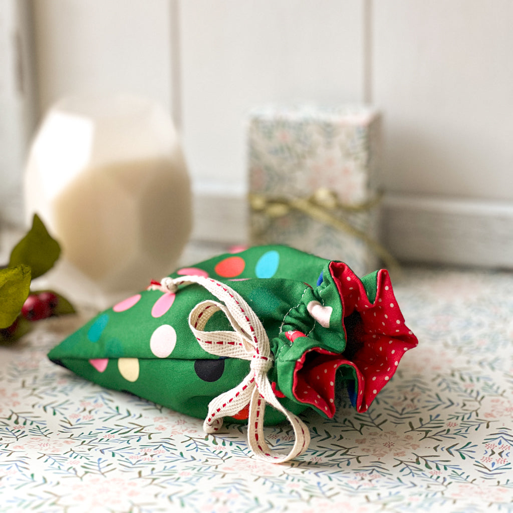 Festive Green Mini Bag | DIY Drawstring Bag Kit