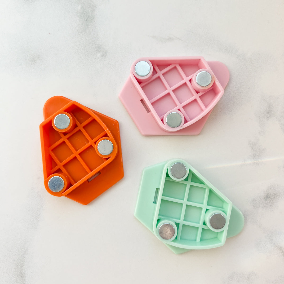 Magnetic seam guide for Sewing machine | Pink, Green, or Orange