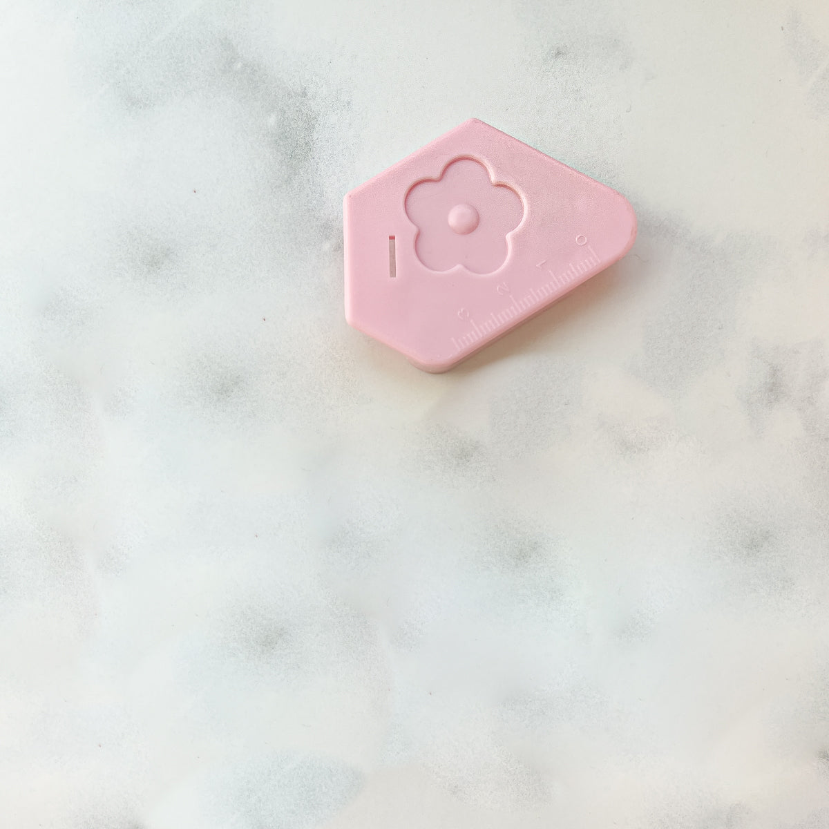 Magnetic seam guide for Sewing machine | Pink, Green, or Orange