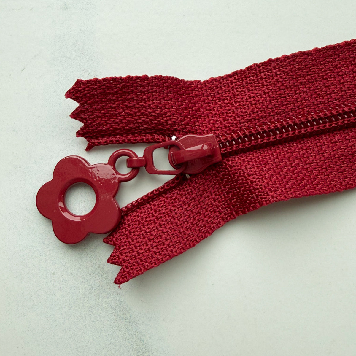 Cute Flower Charm Zipper