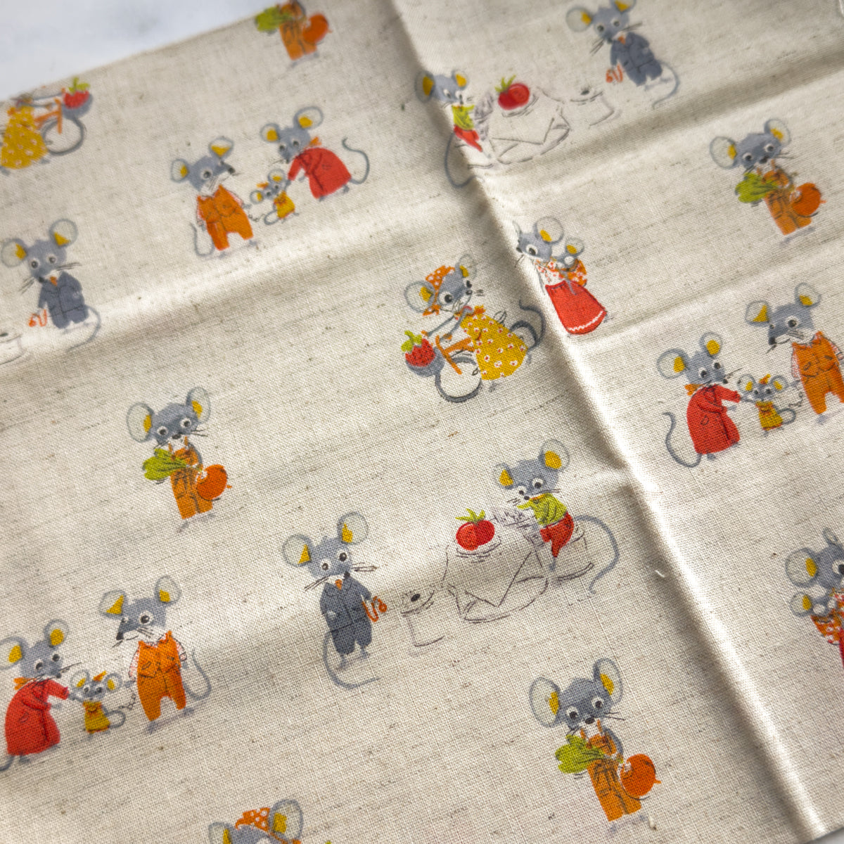 Heather Ross for Kokka Country City Mice linen cotton | Choose Color