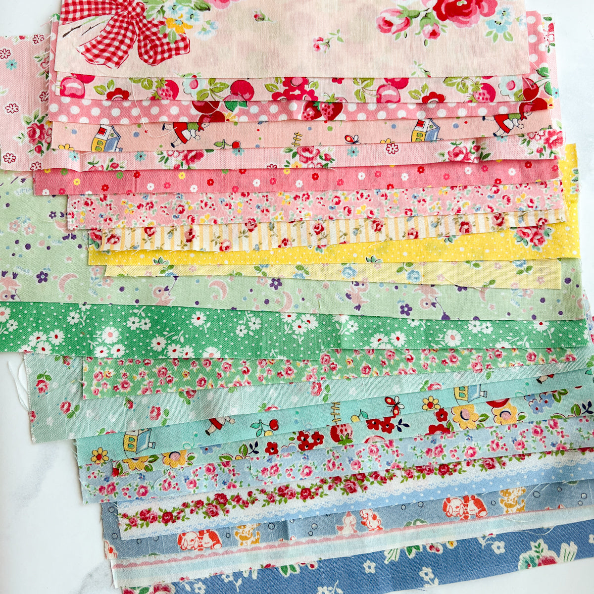 Pretty Fabric Strips Pouch— all Japanese and rare | No.1