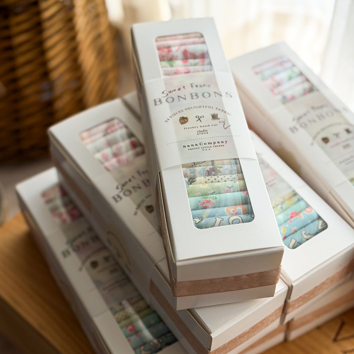 Sweet Fabric Bon Bon Box by nanaCompany | No.20