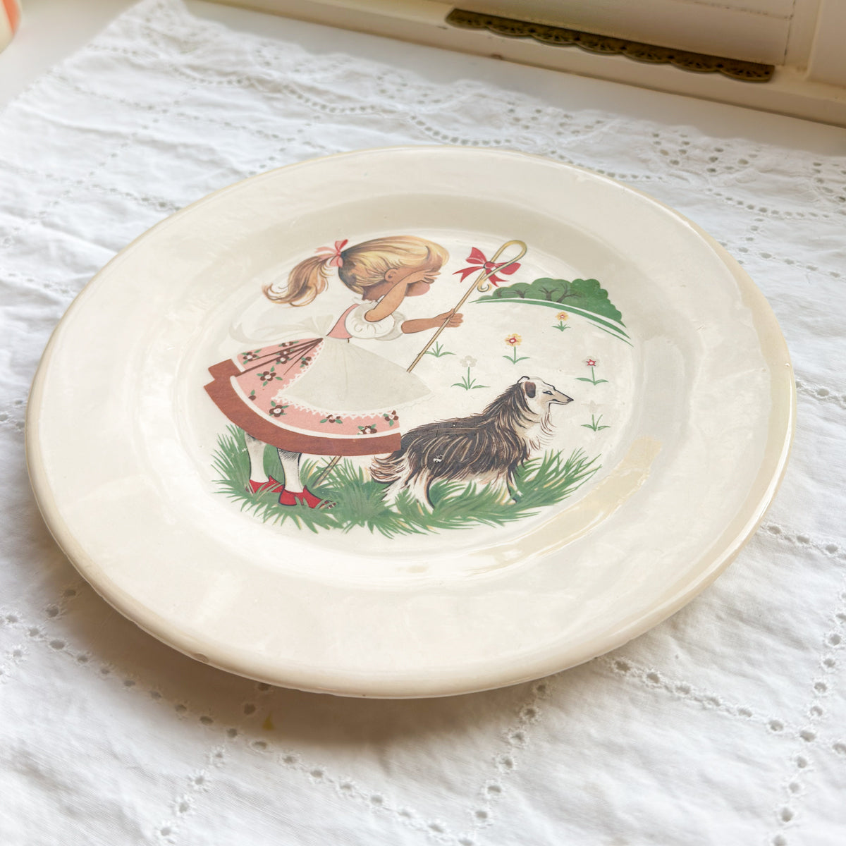 Beautiful Pieces of China and ceramic for display/storing little treasures | Choose set