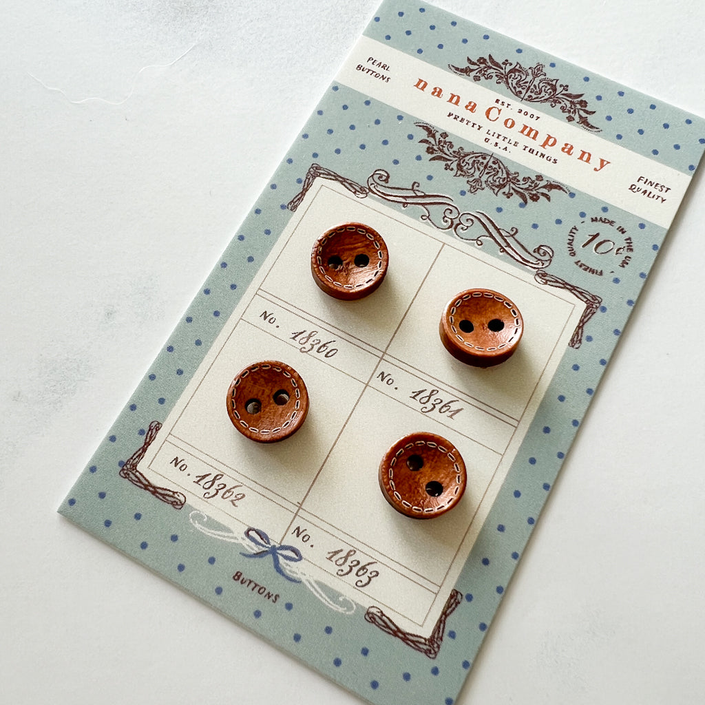 Petite Latte Stitched wood buttons | Set of 4