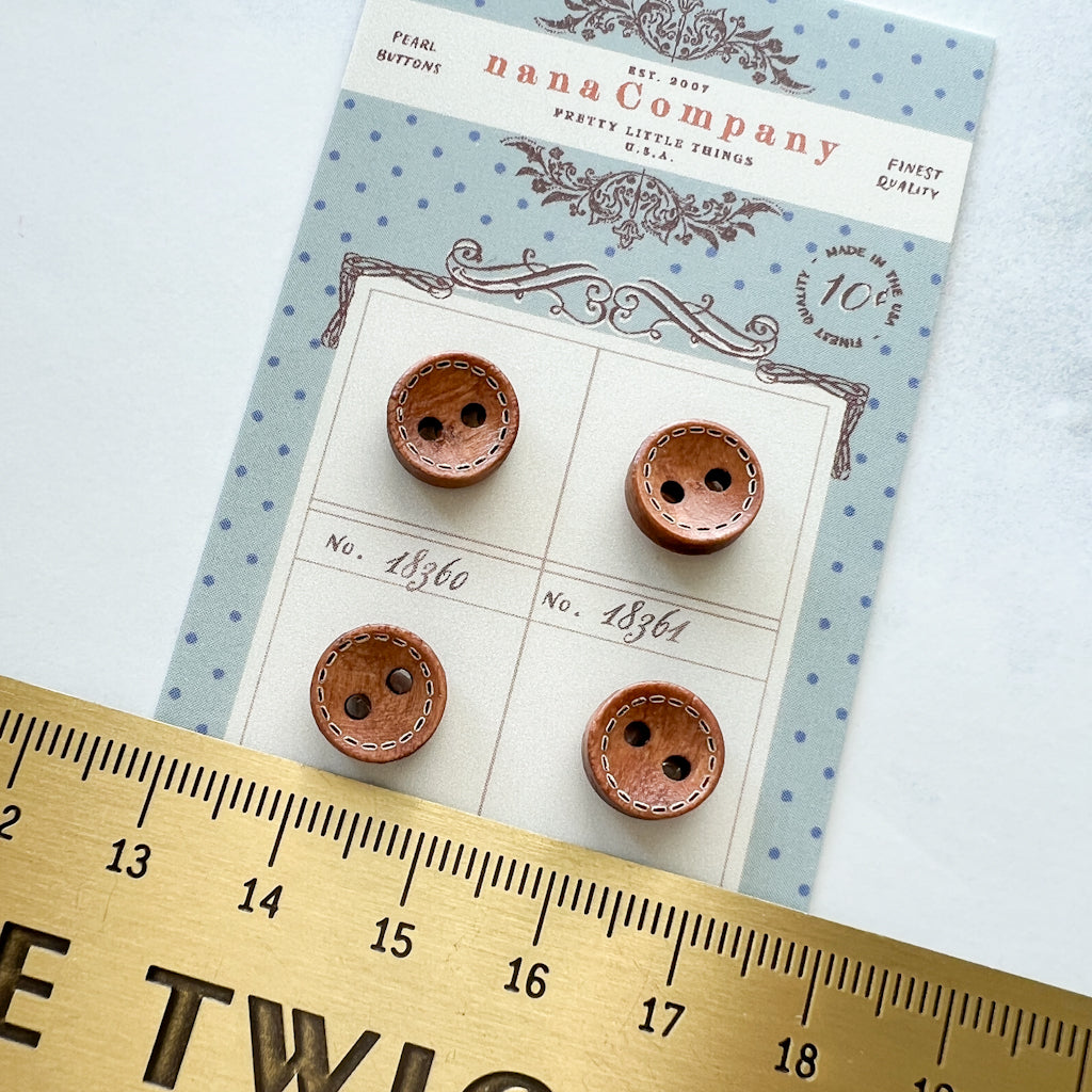 Petite Latte Stitched wood buttons | Set of 4