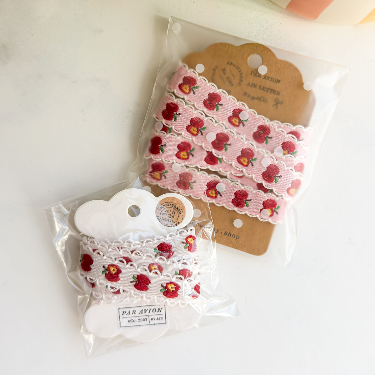 Delicious Red Apple Scalloped Border Woven Ribbon | 1 yard