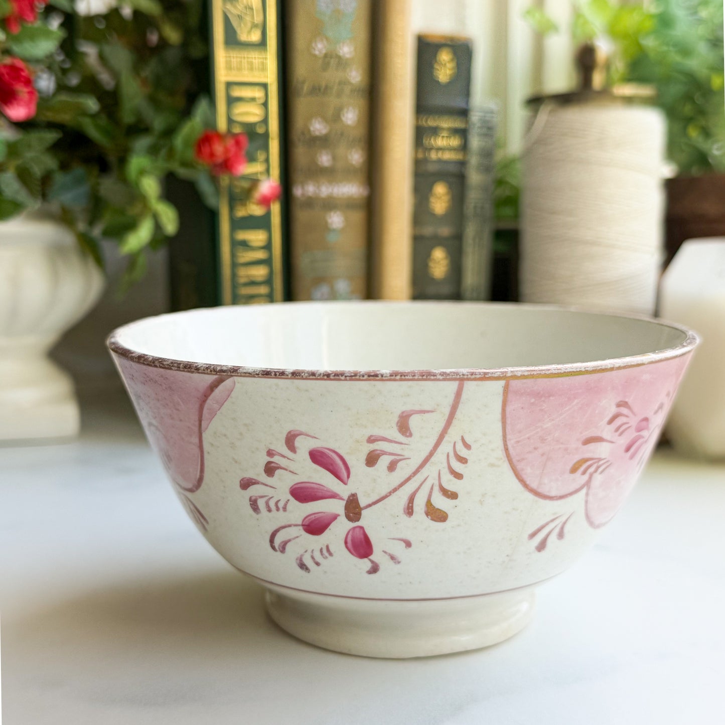 Lusterware Vintage Pink Flourish design Bowl