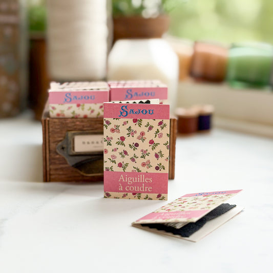 Sajou Sewing Needles Josephine’s Roses | Booklet of Twenty Needles