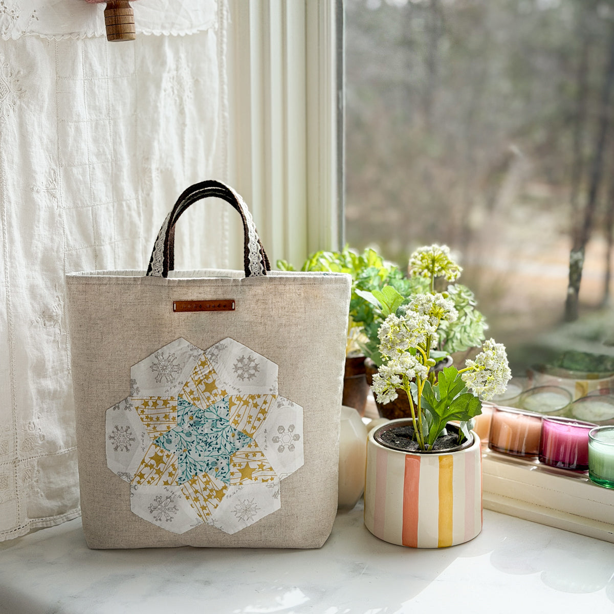 Petite Winter Hexagon Linen Bag