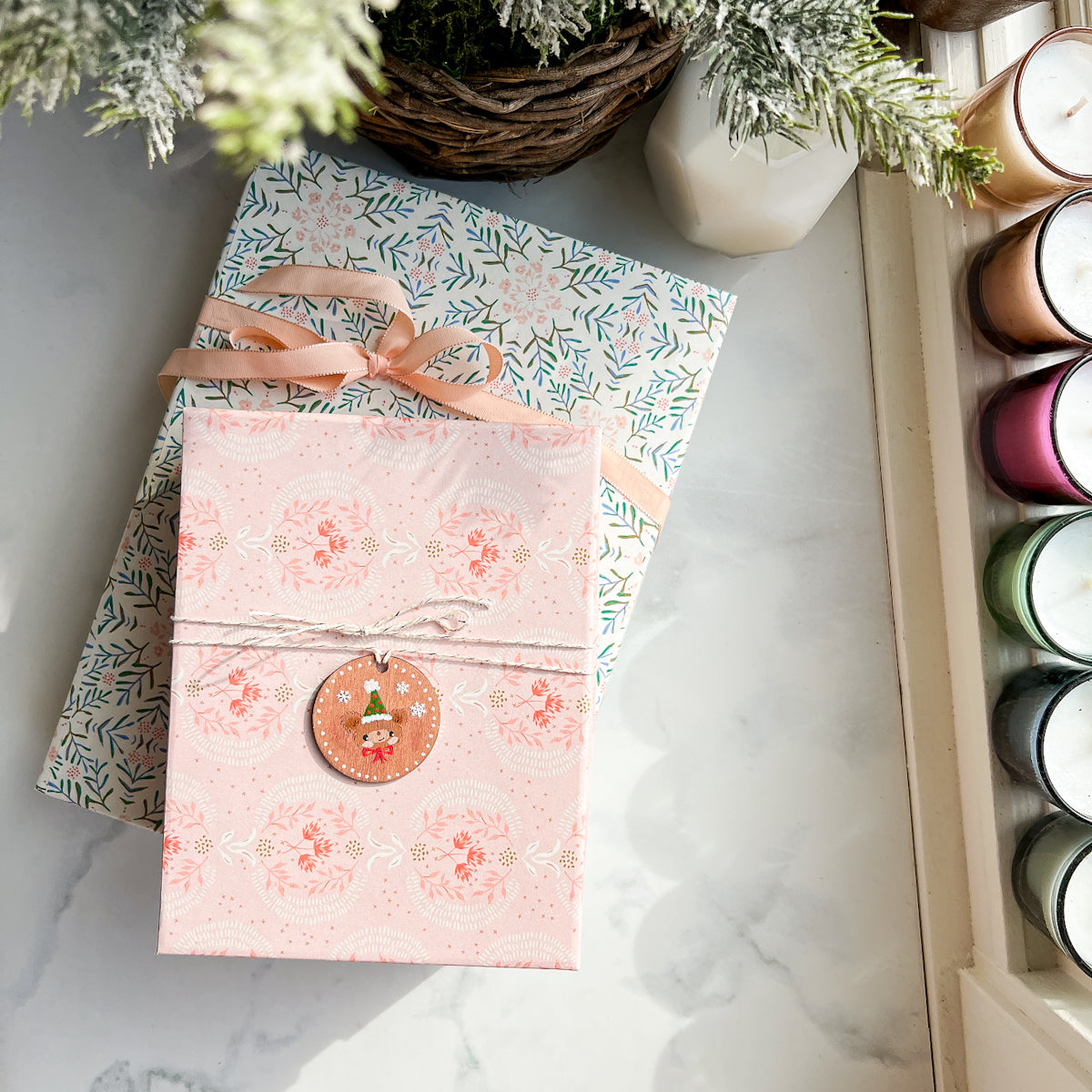 Sparkle Rose Holiday Christmas Bear Hand Painted Round Wood Tag Label Gift Topper Ornament No.5