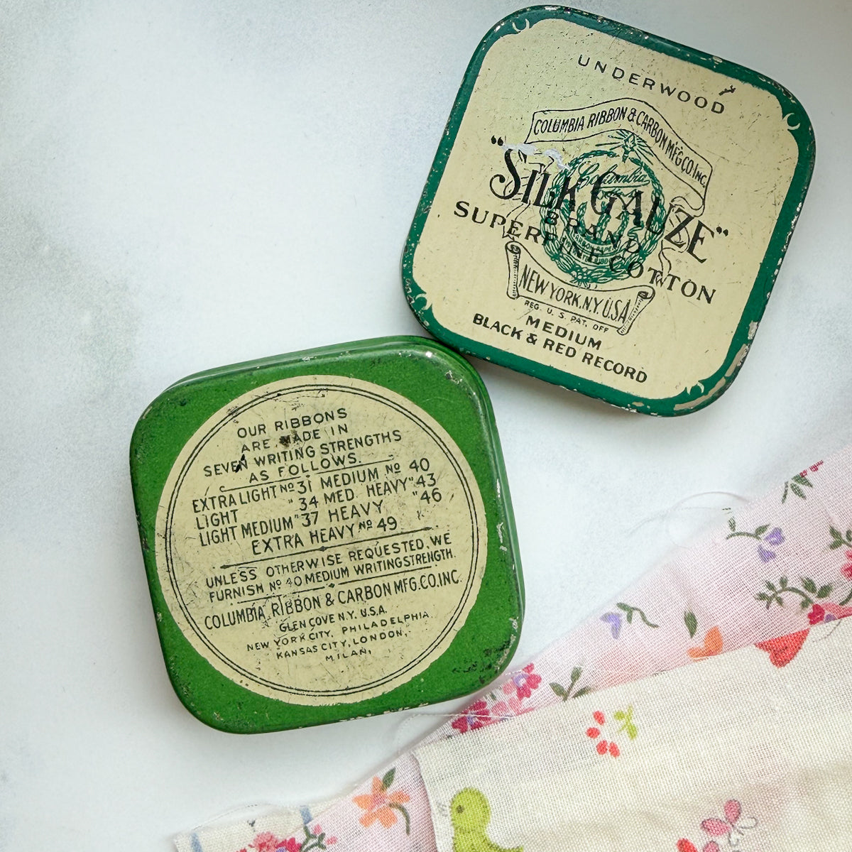 Underwood Silk Gauze Vintage Tin