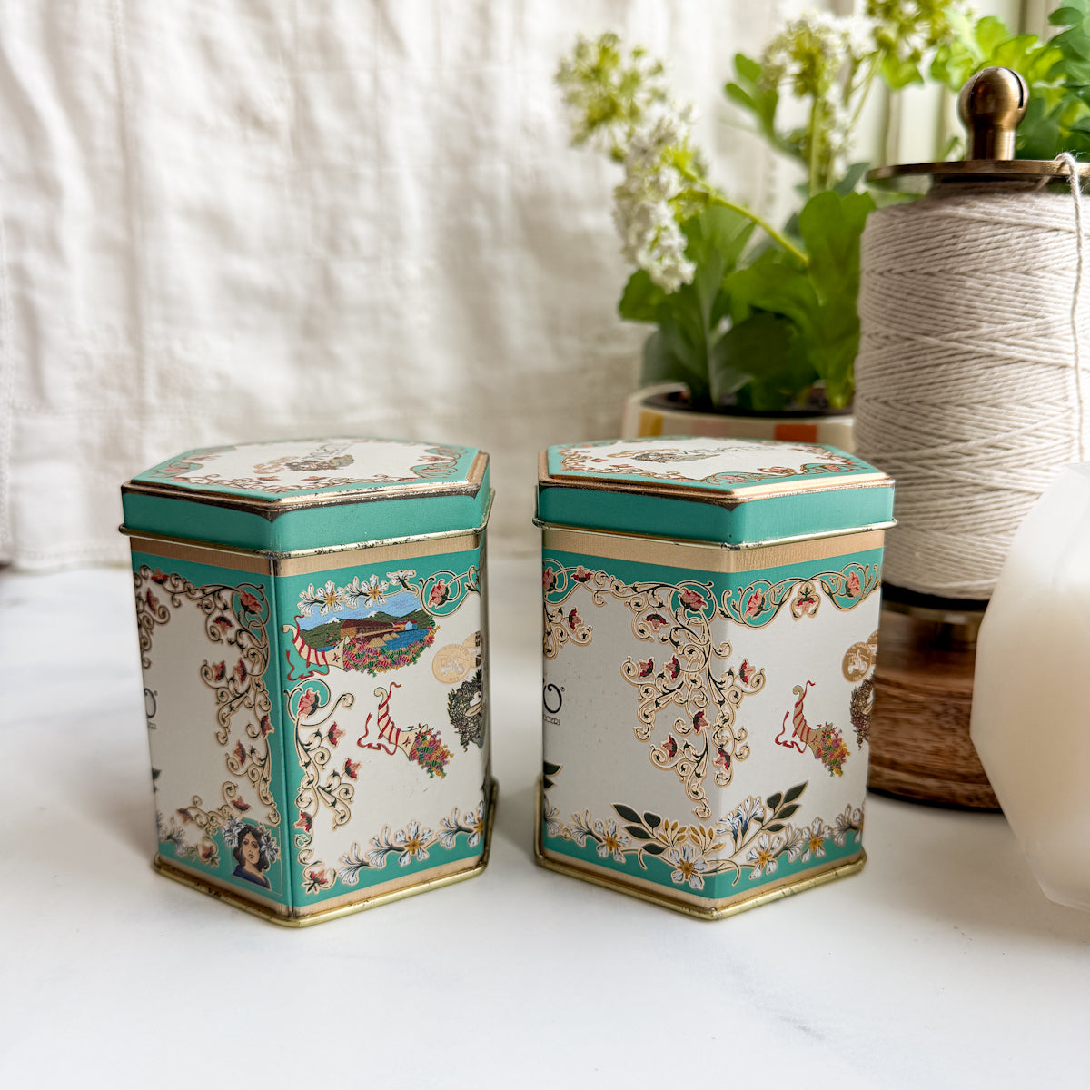 Vialetto Tin in Beautiful Condition and Design