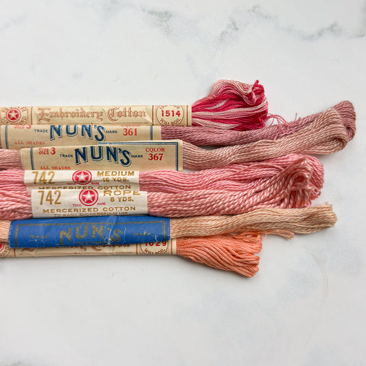 Vintage Embroidery Floss Beautiful Vintage Labels at nanaCompany | Choose Set