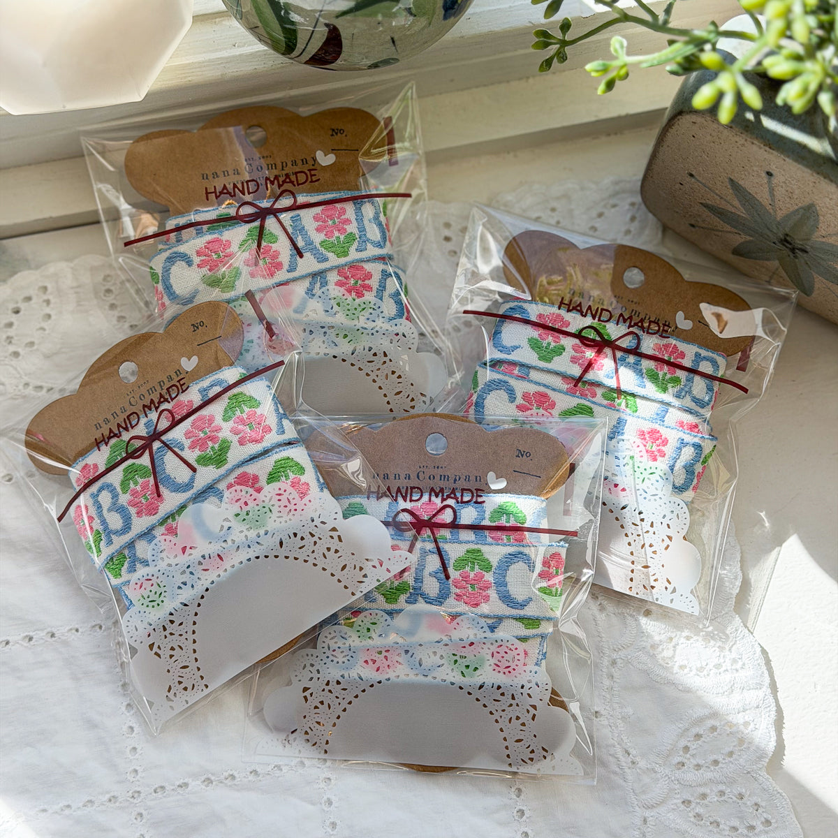 Vintage ABC Floral Woven Jacquard Ribbon - nanaCompany