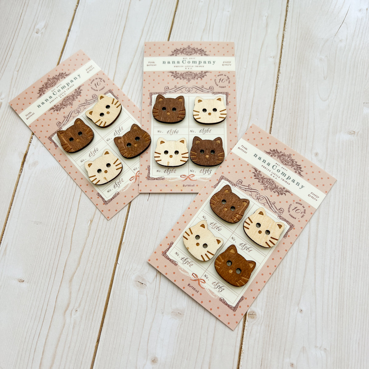 Whisker Cat Wood buttons | Two natural + Two brown