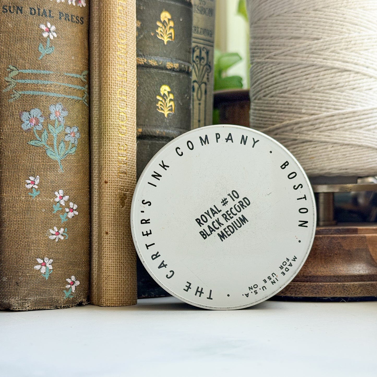 Carter’s Nylon Ideal Vintage Tin